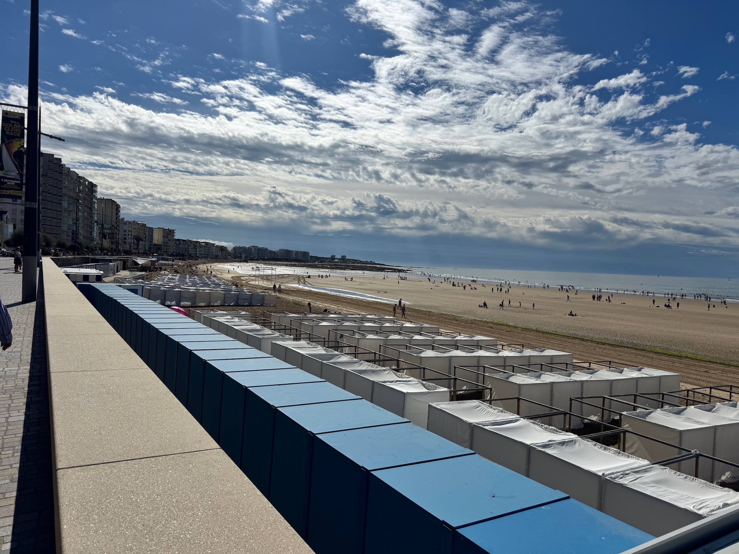La Grande Plage des Sables-d’Olonne vue depuis le Remblai